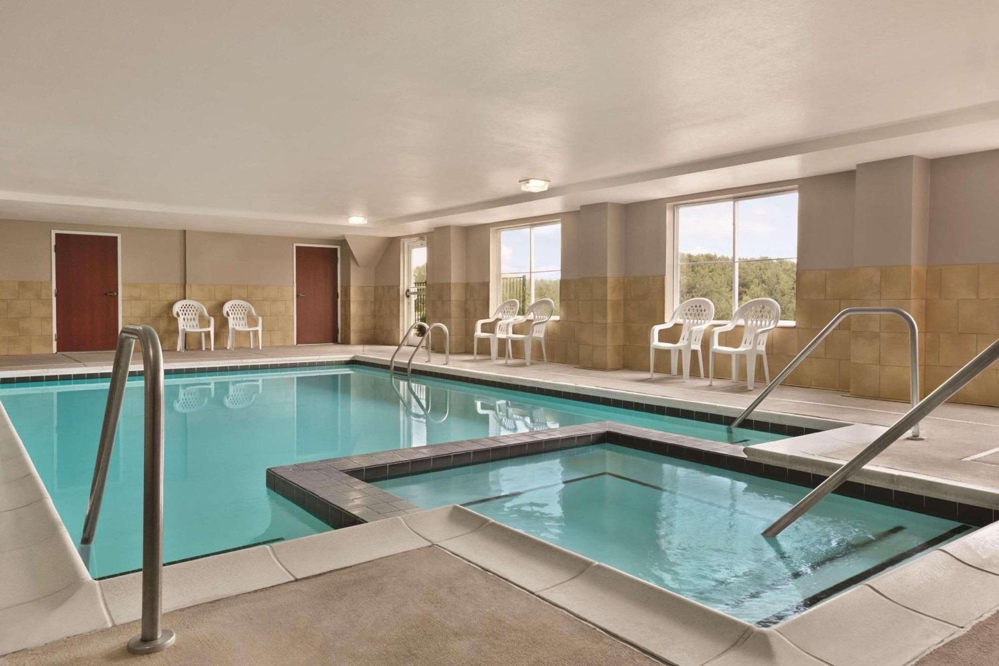 Country Inn & Suites By Radisson, Wytheville, Va المظهر الخارجي الصورة